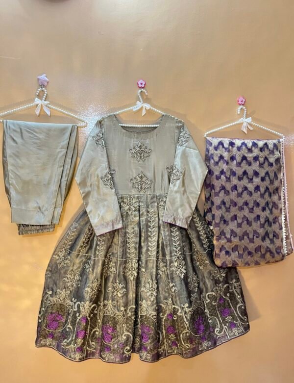 Girls embroidered medium frock 3-piece suit – new design